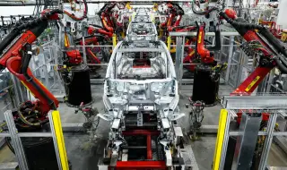 Tesla задължава доставчиците да премахнат всички китайски части от производството в САЩ