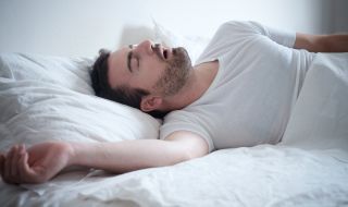 Прости упражнения спират хъркането