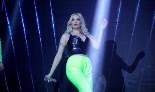 Емилия мина на диета, не иска да я мислят за бременна