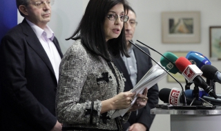 Децата ще имат качествени учебници на 15 септември