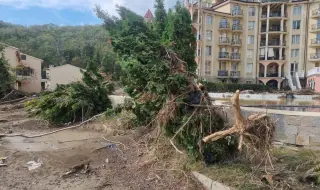 8 месеца след потопа в Елените: Разрушения, липса на инфраструктура и нови съмнения за незаконно строителство