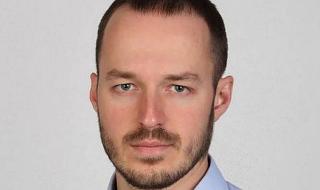 Стойчо Стойчев: Борисов подава ръка, но Радев е милитарист