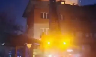 Пожарът в Нови Искър остави шест семейства без дом