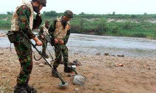 Корейците отстраняват мините