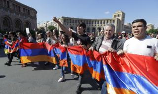 МВнР: Не пътувайте до Армения!