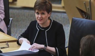 Шотландия спори за нов референдум