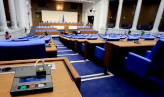 Преференциите доведоха до изненади: Сериозни размествания в листите на партиите след вота