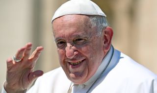 Папа Франциск не планира да се оттегля в близко бъдеще