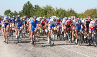 Колоездачите ни завършиха трети в Сърбия
