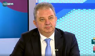 Борис Ячeв: Върви срамна, но много оживена търговия с депутати