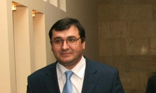 Оперираха по спешност Славчо Атанасов