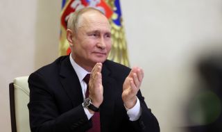 Путин похвали руската мощ в Арктика