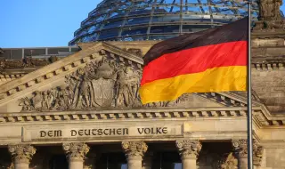 Германия се стреми да прекрати държавното финансиране на крайнодесните партии