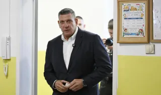 Кандев постави три въпроса преди дебат с Вълчев