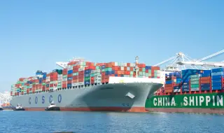 Китайският държавен корабен гигант COSCO Shipping спира посещенията на пристанищата в Израел