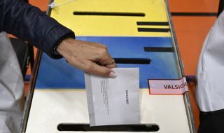 Дeсният блок има малка преднина след парламентарния вот в Швеция