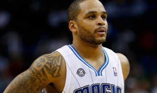 Нелсън ще преподпише с Денвър