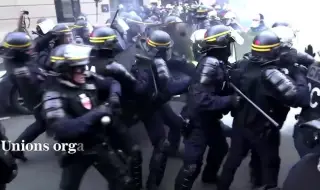 Сблъсъци на жандармерия и активисти във Франция на протест срещу план за магистрала