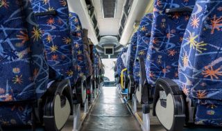 Автобусните превозвачи започват поетапно повишение на цените на билетите