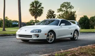 Продадоха напълно заводска Toyota Supra за рекордна цена