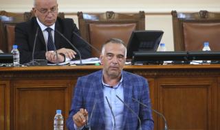 Антон Кутев: Нека Пеевски дойде на работа, а НС да изслуша Иван Гешев