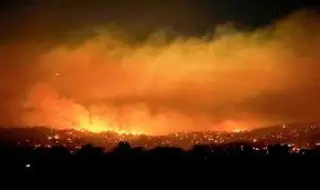 Невиждани горски пожари бушуват в Австралия, има изчезнали хора ВИДЕО