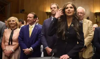 Тръмп уволни министъра на вътрешната сигурност Кристи Ноум, прави я "Специален пратеник за Щита на двете Америки"