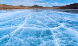 Природен феномен вледенява Черно море (ВИДЕО)