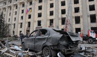 Най-малко осем загинали в Харков след руски въздушен удар