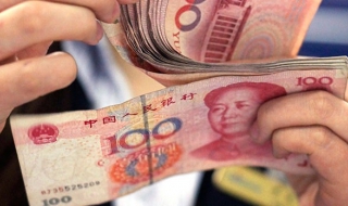 $1 трлн. изнесени от Китай през 2015 г.