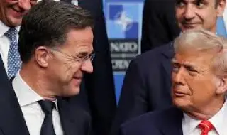 The Financial Times: Ласкателят Рюте нарекъл Тръмп "татко", за да спаси НАТО