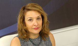 Антоанета Христова: Избирателите биха били изключително разочаровани от годеж между ГЕРБ и ПП след нови избори