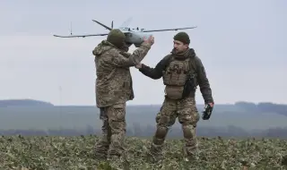 Война на дронове: Какви тактики използват Русия и Украйна