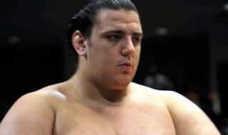 Аоияма с победа в Токио