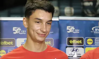 В Русия: Симеон Николов изригна с ценни точки за Локомотив Новосибирск срещу шампиона Зенит Казан