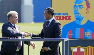 Барселона уреди картотеката на Кунде след нови преговори с Ла Лига