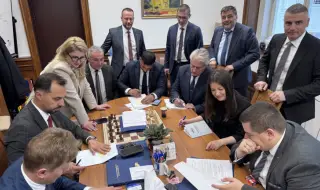 ПП внесе 11 законопроекта в първия ден на 52-ото НС