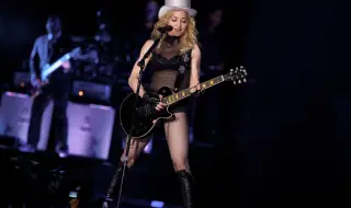 Жесток гаф: Мадона се скара на фен, седнал на концерта ѝ, той се оказа в инвалидна количка (ВИДЕО)