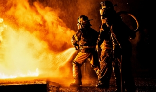 Пожар пламна в пожарната в Уисконсин