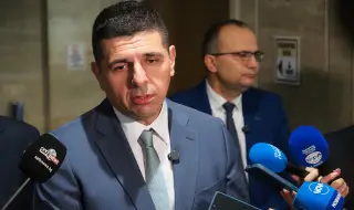 Ивайло Мирчев: Как Цветан Василев е стигнал до гаража на Борисов, защо Пеевски го е гонил?