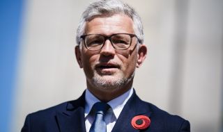 Защо Зеленски уволни украинския посланик в Германия?