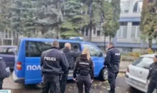 Разбиха международна мрежа за трафик на мигранти, таксата била от 4000 до 15 000 евро на човек