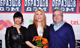 Има и летящи кораби...