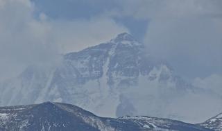 Алпинист: Надежда за Боян Петров има, битката е страшна!