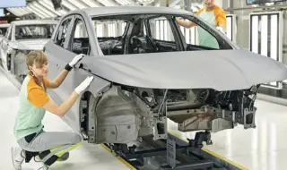 Skoda стартира производство на автомобили с матова боя