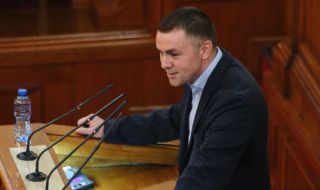 Ицо Хазарта: Да съм в "Продължаваме Промяната" е моят начин да дам знак, че всичко е чисто