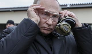 Путин стреля със снайпер (ВИДЕО)