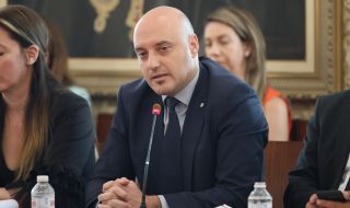 Проектът за промени в Конституцията е изпратен на Венецианската комисия