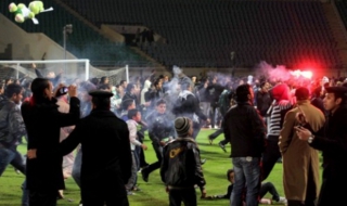 Нови безредици в Египет - загина фен