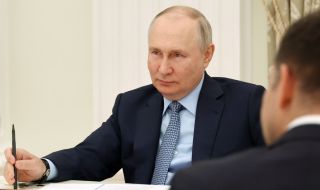 Русия ще следи развоя на събитията в Словакия след победата на Фицо